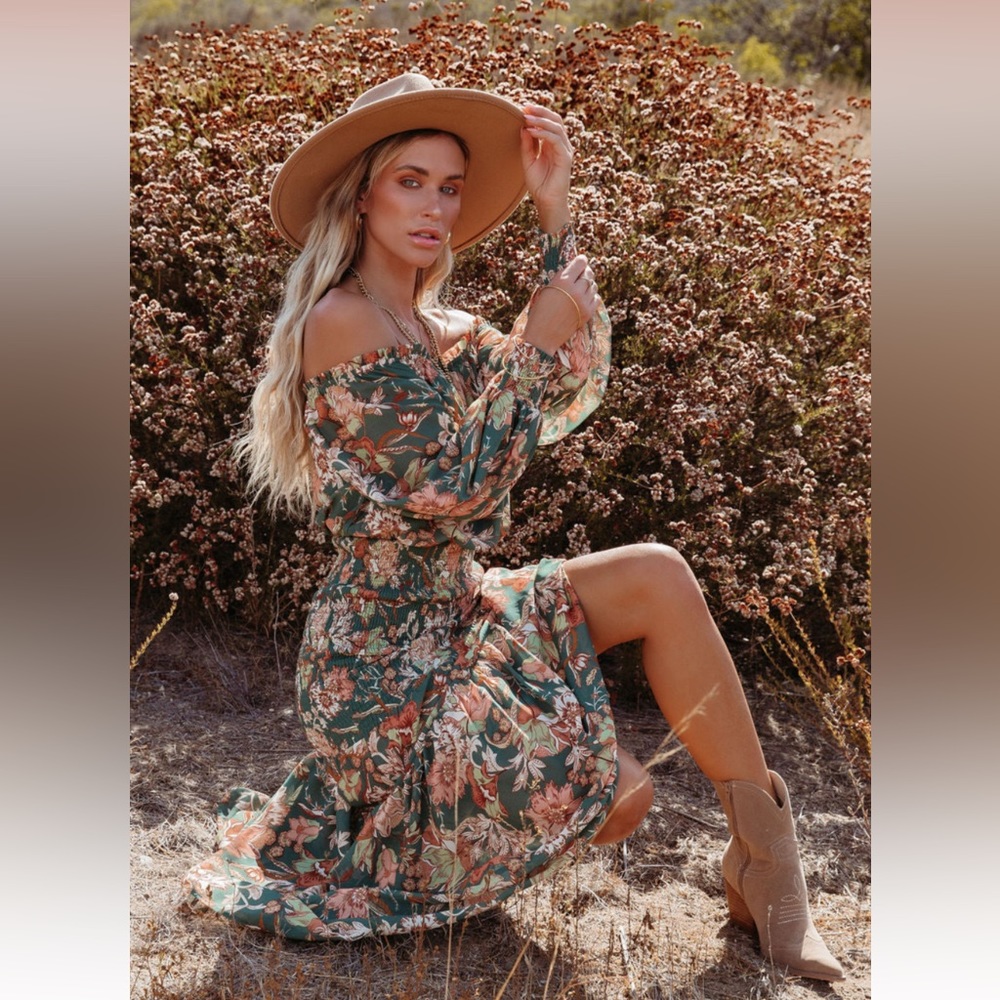 Vici - IRELAND FLORAL SMOCKED MAXI DRESS